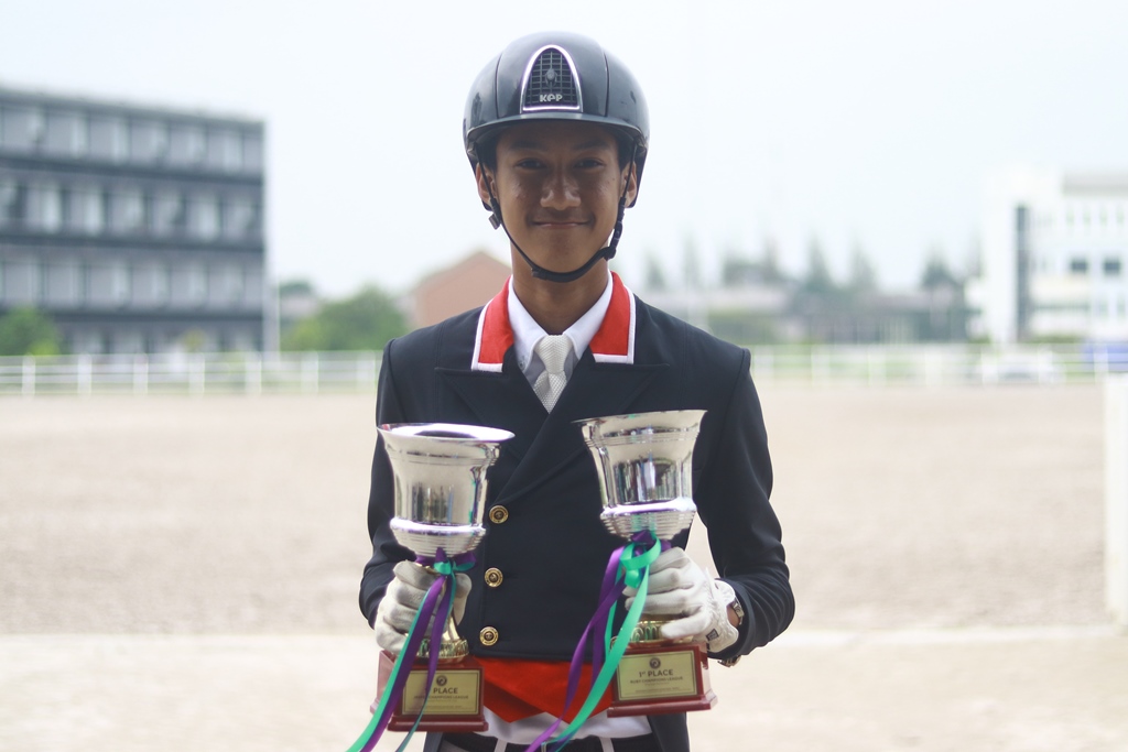 BOSAN JUARA? INI TANGGAPAN M. AKBAR KURNIAWAN