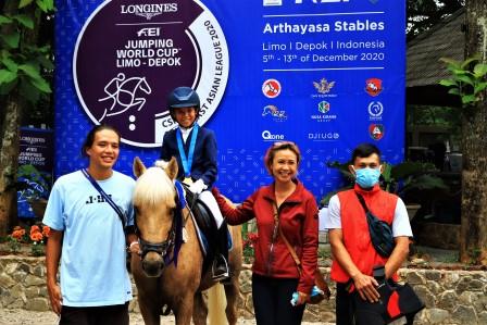 GADIS KIREINA ISKANDAR, SABET PODIUM JUARA DI SERI AKHIR KEJUARAAN.